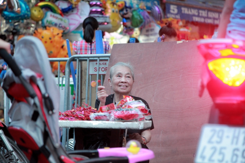 do choi khong ro nguon goc xuat xu tran ngap pho hang ma