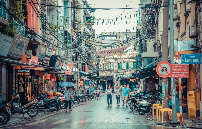ha noi binh yen sang mua thu