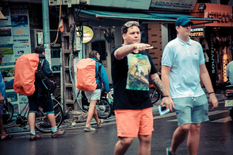 ha noi binh yen sang mua thu