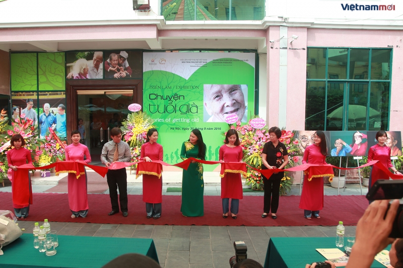 toi thay cam dong ve nhung buc anh ho chup ve chinh ho