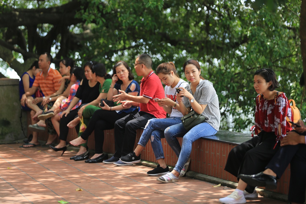 ngay cuoi cung ky nghi le nguoi ha noi tranh tu toi phu chua cung ram thang 7 som
