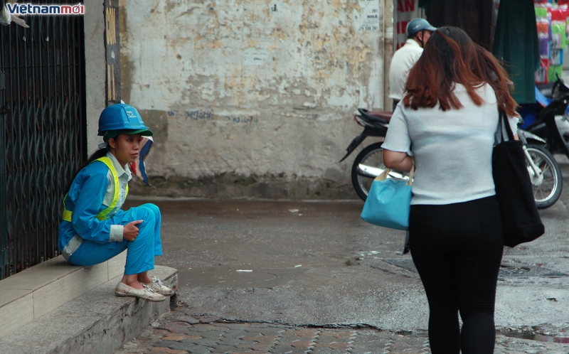 nguoi dan ha noi don dot khong khi lanh dau thu