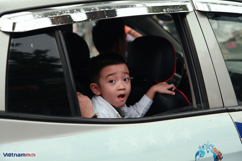 nguoi dan ha noi don dot khong khi lanh dau thu