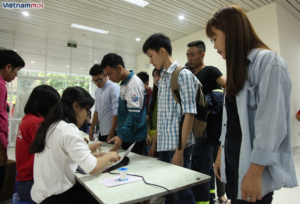 hang nghin don vi mau se duoc tiep nhan trong ngay hoi toi yeu to quoc toi