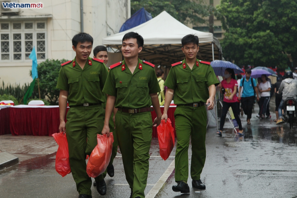 hang nghin don vi mau se duoc tiep nhan trong ngay hoi toi yeu to quoc toi
