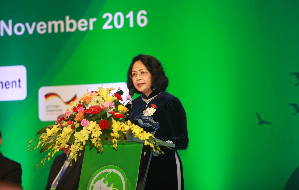 hoang tu anh quyet tam ngan chan nan san ban cac loai dong vat hoang da