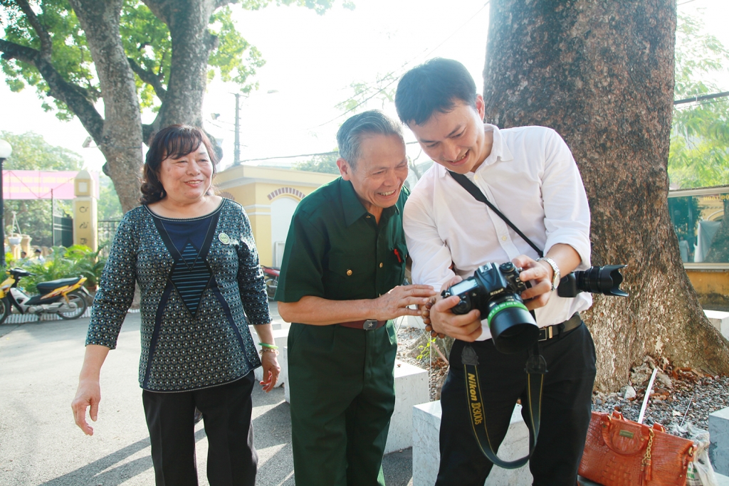 thay tro truong chu van an boi hoi tu hoi nhan ngay nha giao viet nam