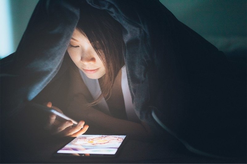 Phụ thuộc vào smartphone: Bạn cô đơn và có nguy cơ mắc nhiều bệnh phu thuoc vao smartphone ban co don va co nguy co mac nhieu benh