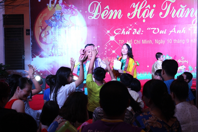 dua con ve voi trung thu truyen thong