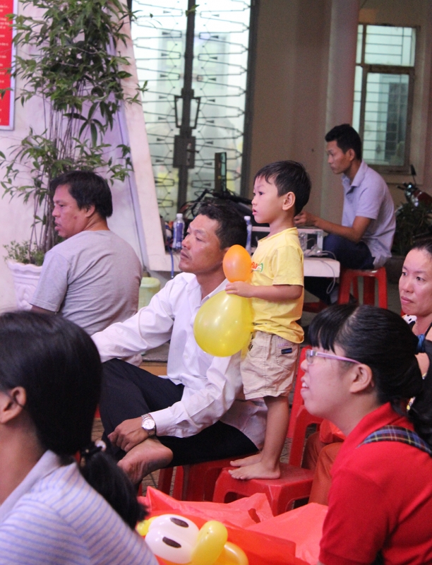 dua con ve voi trung thu truyen thong