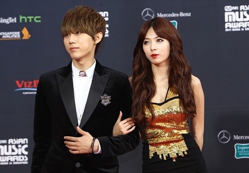 Hyunseung xác nhận hẹn hò với Shin Soo Ji, HyunA lại bị cư dân mạng 'gọi hồn' hyunseung xac nhan hen ho voi shin soo ji hyuna lai bi cu dan mang goi hon