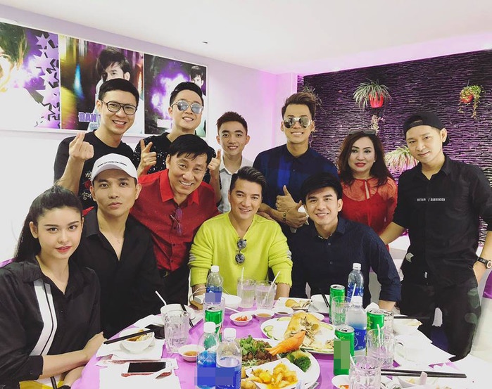 tim truong quynh anh lan dau lo dien cung nhau sau scandal voi binh minh