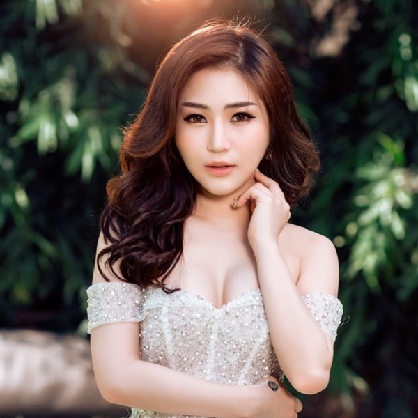 diem danh nhung nu ca si 9x dang lam khuynh dao vpop
