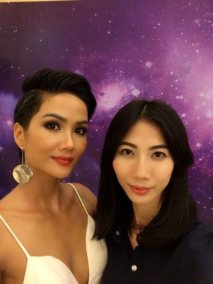 mau co huong cao ngan gay sot voi phan thi ung xu cuc lay tai hoa hau hoan vu viet nam 2019