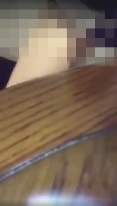 noo phuoc thinh gap su co lo noi y trong luc livestream cung nguoi ham mo