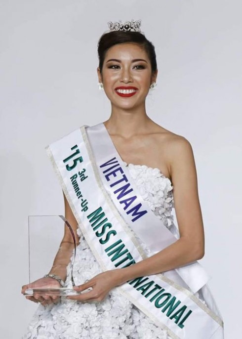 nhung my nhan viet toa sang tren dau truong nhan sac quoc te