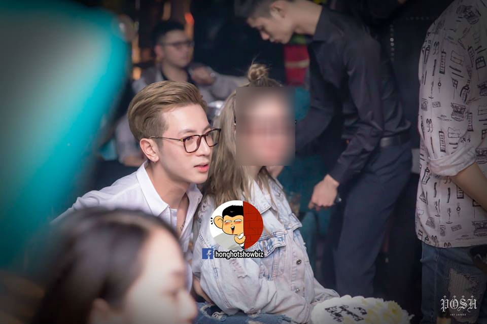 phan ung cua phi ngoc hung vi yeu ma den ve hinh anh hon co gai trong bua tiec