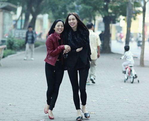 le quyen lan dau len tieng ve moi quan he voi ha ho da la ban thi mai mai van la ban