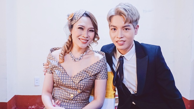 my tam duc phuc khong chi gioi ma con hai huoc giong nhau