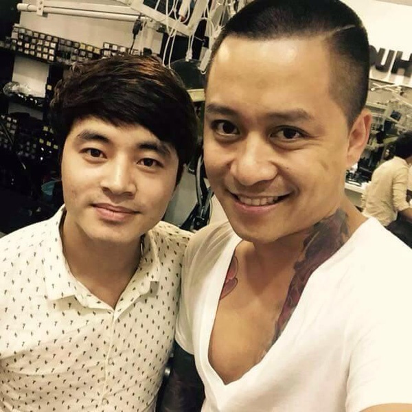 khi my nam showbiz viet dien quan dui ao so ra san chat phat ngat chang kem canh u23 viet nam