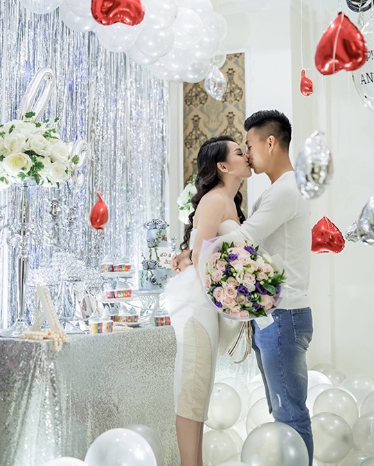 bi nem da vi lam tho to tinh hau ve van thanh van hugo len tieng
