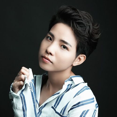 vi sao son tung m tp vu cat tuong isaac duoc xuong ten tai forbes vietnam 30 under 30