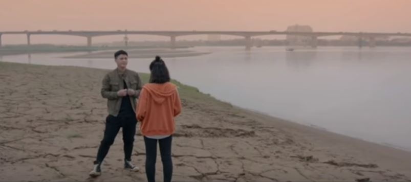 chay tron thanh xuan tap 12 lo bi mat dong troi cua an va nam