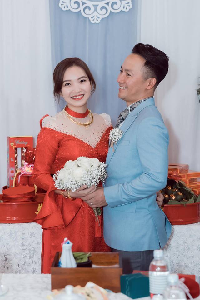 than con chay can doi the ma vua lay vo tien dat da bi phuong thanh trach moc cuoi xong quen toi luon