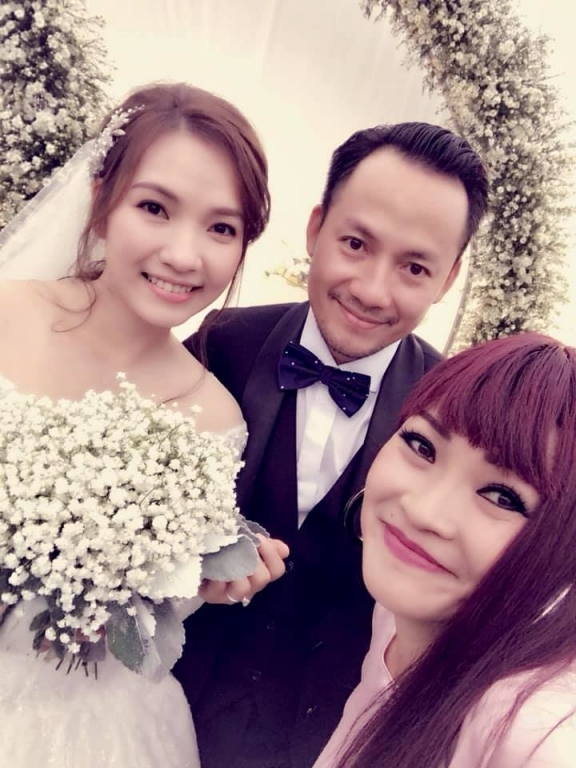 than con chay can doi the ma vua lay vo tien dat da bi phuong thanh trach moc cuoi xong quen toi luon