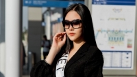 lo hang loat bi mat trong liveshow dau tien cua huong tram