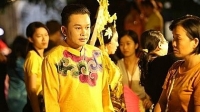 trien lam ton vinh nghe thuat cai luong tren pho nguyen hue
