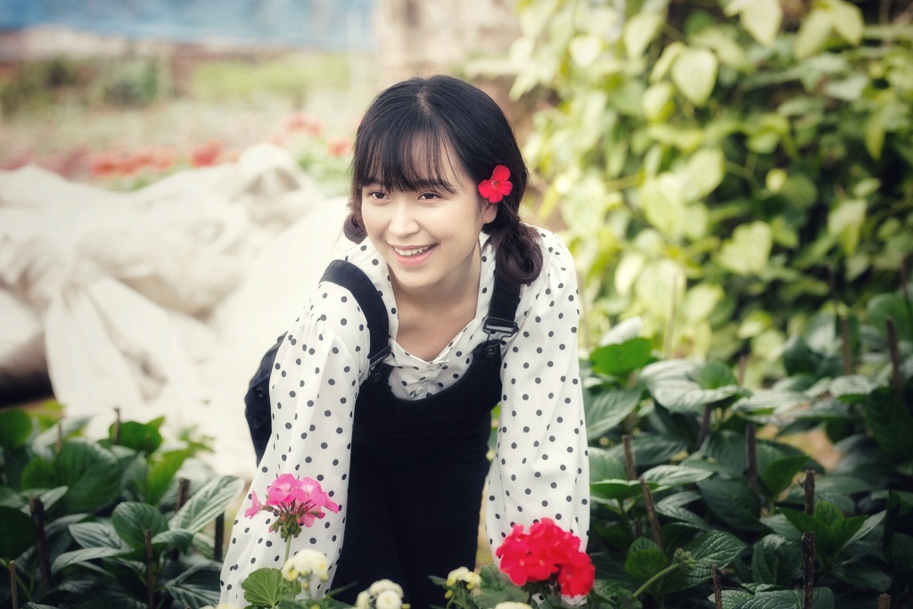 lan cua phim nhung co gai trong thanh pho tung bo anh don tim fan