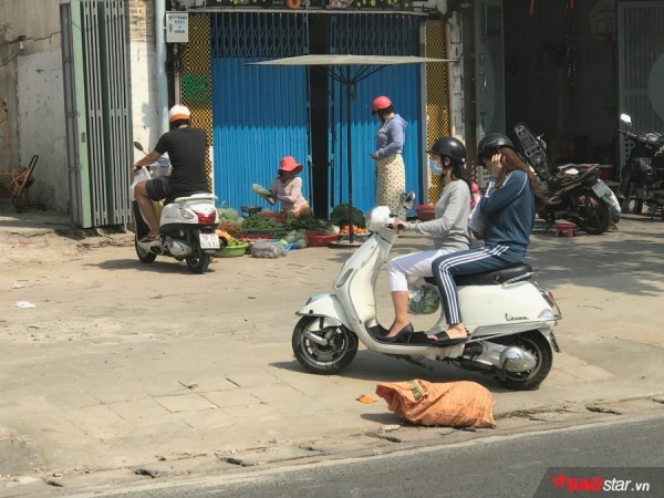 dam thu trang de mat moc xuat hien pho phac hau tin don ran nut voi cuong do la