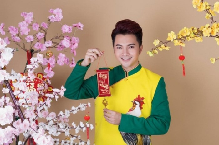 nam cuong khang dinh se tro thanh ca si chuyen hat bolero