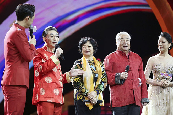 vi sao luc tieu linh dong hung chiu du loi cay nghiet