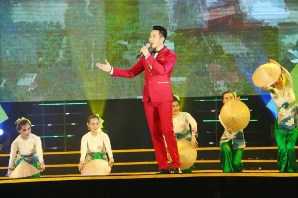 dep trai hat hay nhung lien tuc bi da cuoc song cua nguyen phi hung o tuoi 40 ra sao