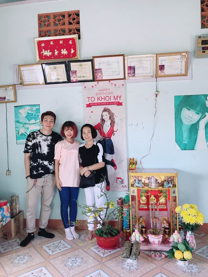 Sao Việt người đi diễn, người hạnh phúc bên gia đình trong 3 ngày Tết 2018 sao viet nguoi di dien nguoi hanh phuc ben gia dinh trong 3 ngay tet 2018