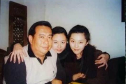 dau nam moi trieu vy va pham bang bang bat ngo bi dong nghiep phoi bay qua khu den toi