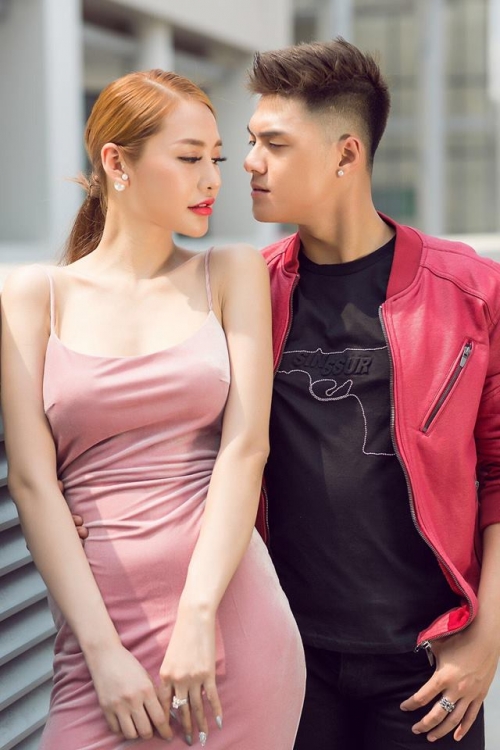 linh chi bat ngo khoe nhan moi ky niem tron 1 nam ben lam vinh hai
