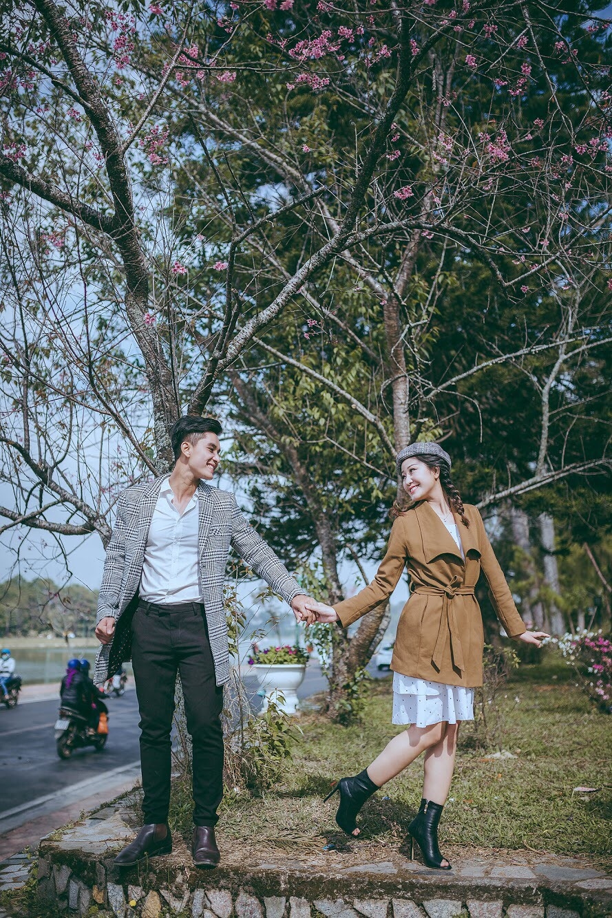 Từ chối Hải Quân ở 'Vì yêu mà đến', Cherry Quỳnh bất ngờ chụp ảnh tình tứ bên 'soái ca' tu choi hai quan o vi yeu ma den cherry quynh bat ngo chup anh tinh tu ben soai ca