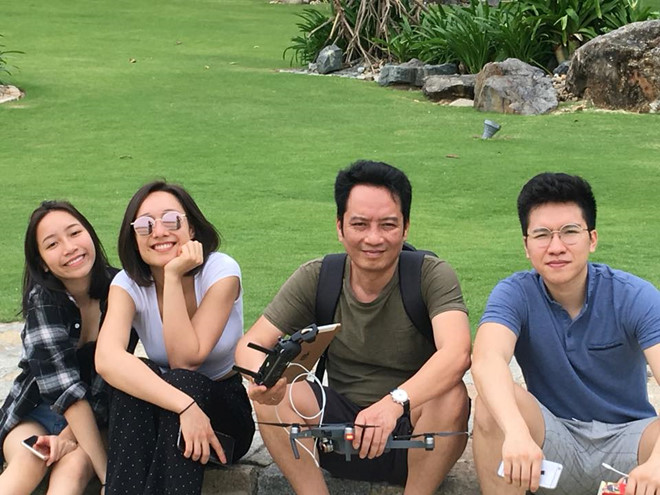 nhac si anh quan dung nghi thoi cua cac diva da sup do