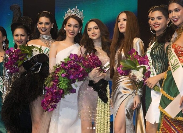hang loat sao viet phat cuong chuc mung huong giang idol can quet thanh cong dem thi ban ket