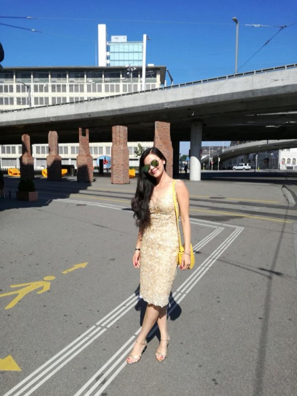 cuoc song cua dien vien xuan thuy co gai xau xi ra sao gan 4 nam ket hon voi chong tay