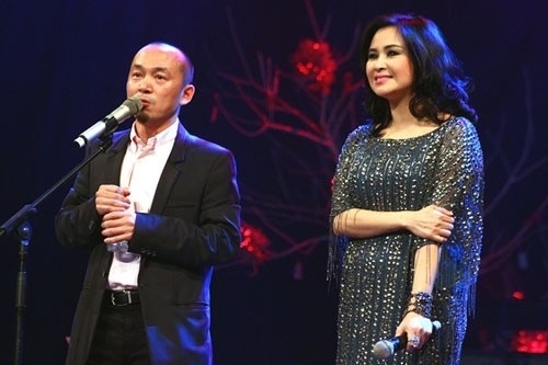 hau ly hon nhieu cap doi sao viet van danh loi co canh cho nhau