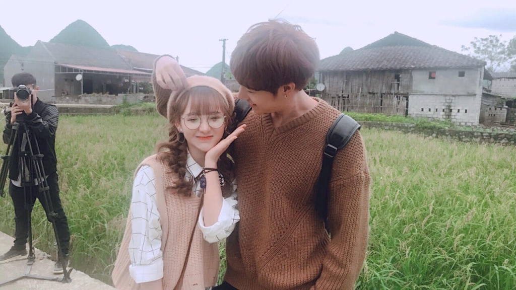 nhung khoanh khac dang ghen ti cua cap doi minh tu yen tatoo