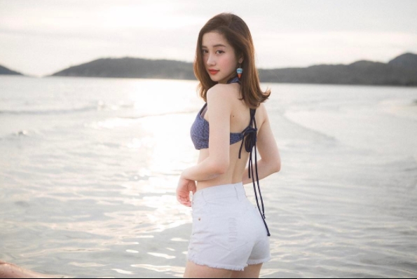 Jun Vũ: Hành trình từ 'cô bé trà sữa' đến vai diễn thành công trong 'Tháng năm rực rỡ' jun vu hanh trinh tu co be tra sua den vai dien thanh cong trong thang nam ruc ro
