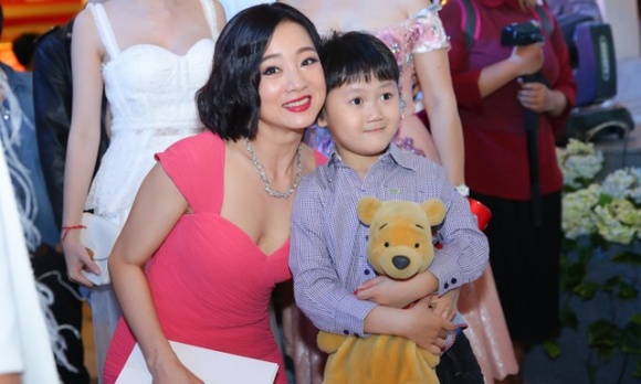 lay chong o tuoi 42 cuoc song cua gai nhay my duyen gio ra sao