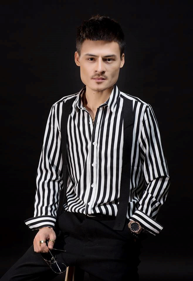 chau khai phong ngam hoa le roi gay sot tro lai la nho hoa vinh