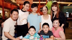 Ngỏ ý tái hợp Bằng Kiều, Trizzie Phương Trinh không ngờ các con đồng thanh phản ứng mạnh: Không!