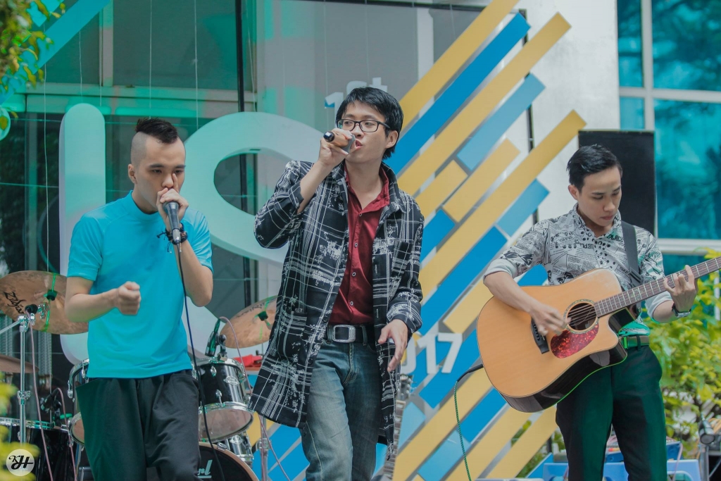 dinh tuan anh noi ve tap 4 sing my song cam xuc nhu nho lai nu hon dau tien vay